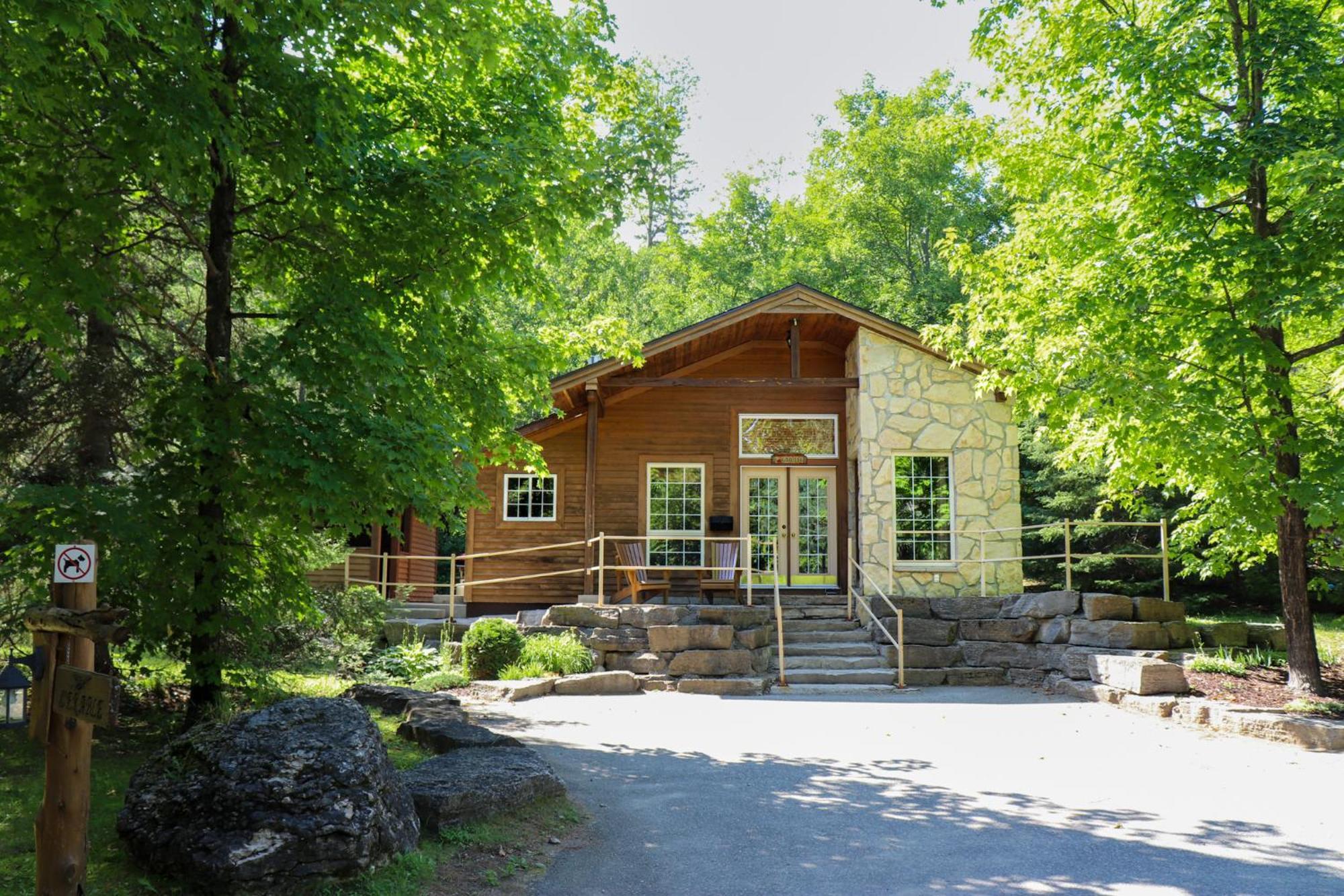 La Bannik Villa Ville-Marie Exterior photo